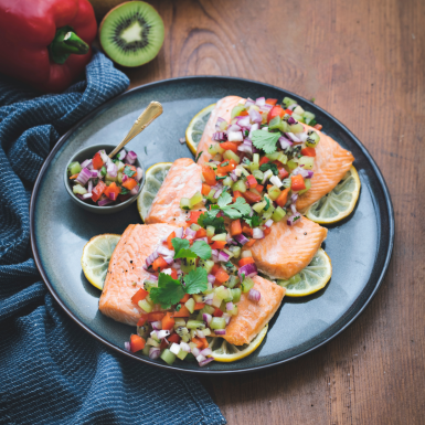 Saumon rôti sauce salsa au kiwi